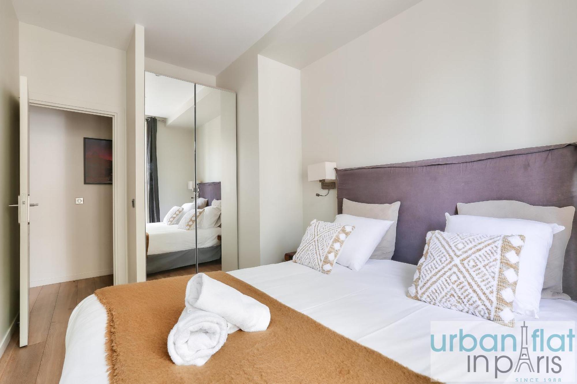 60-Luxury Parisian Home Sebastopol Екстер'єр фото